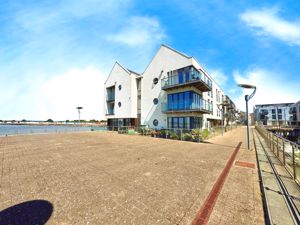 WATERSIDE MARINA- click for photo gallery